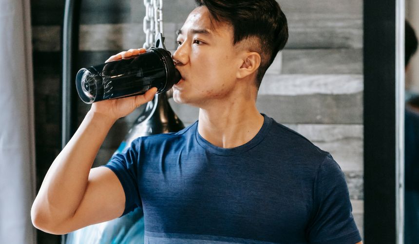 プロテインは本当に痩せる？ダイエットに効果的な飲み方と人気プロテイン15選を紹介！